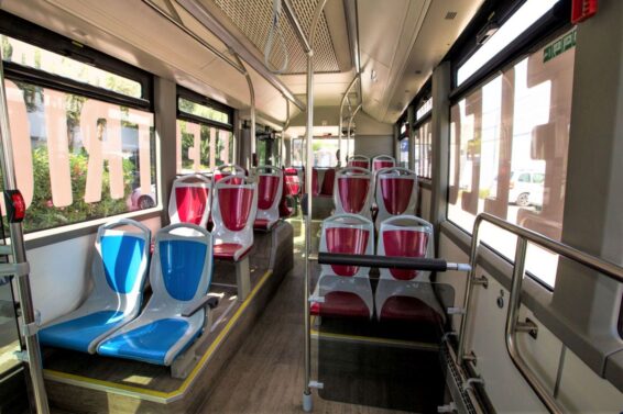 Το πρώτο υβριδικό λεωφορείο για αστικές συγκοινωνίες στην Ελλάδα-Πηγή: Νίκος Μήτσουρας/ Reporter Images