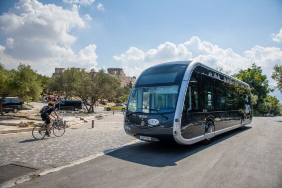 Το νέο ηλεκτρικό λεωφορείο-τραμ Irizar ie tram-Πηγή: Όμιλος Σαρακάκη