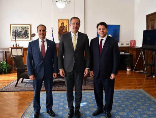 Συνάντηση του Υφυπουργού Μακεδονίας και Θράκης κ. Στάθη Κωνσταντινίδη με τον Πρέσβη των ΗΠΑ στην Ελλάδα κ. Γιώργο Τσούνη Πηγή: Υπουργείο Εσωτερικών Μακεδονίας και Θράκης
