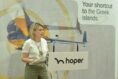 Χριστίνα Αλεξοπούλου: Στην παρουσίαση της πρώτης αερογραμμής ελικοπτέρων στην Ελλάδα. Πηγή: Υπουργείο Υποδομών και Μεταφορών